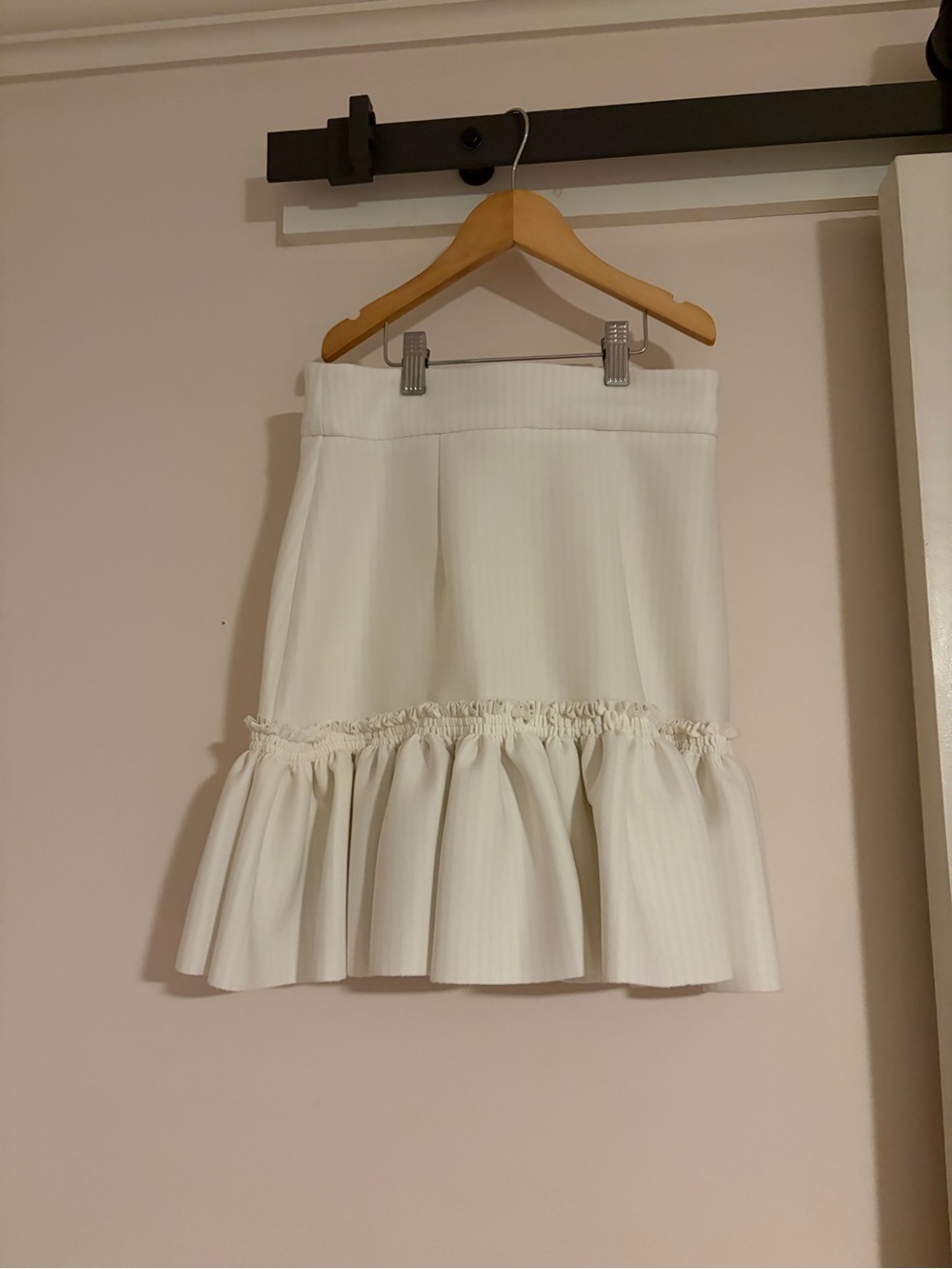 Kimberly Goldson Cream Ruffle Mini Skirt - Picture 3 of 4